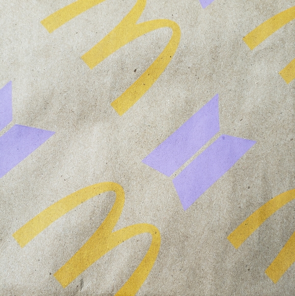 Meet your Posher, Anne - Picture 2 of 8